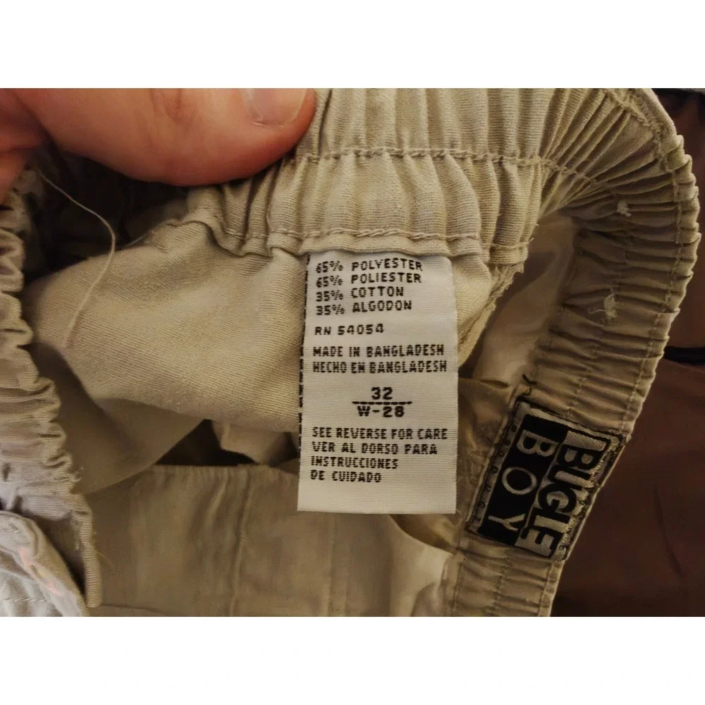 Vintage Bugle Boy Mens Khaki Cargo Shorts Elastic Waist Tan Size 32 W-28 Utility